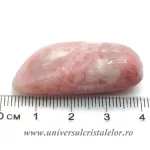 Petalit roz piatra rulata m1