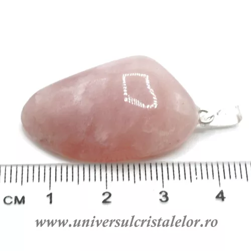 Pandantiv petalit roz m2