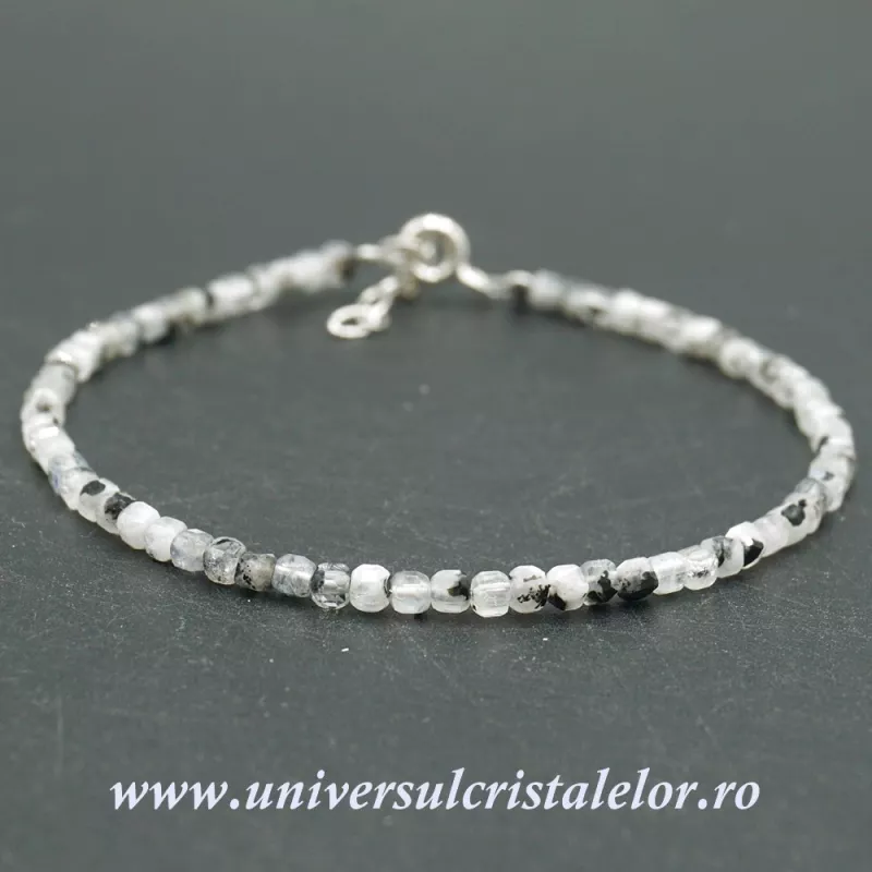 Bratara piatra lunii cu turmalina neagra cub fatetat -3 mm Bratara piatra lunii cu turmalina neagra cub fatetat -3 mm