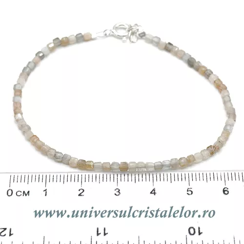 Bratara piatra lunii cub fatetat - 2,5 mm Bratara piatra lunii cub fatetat - 2,5 mm