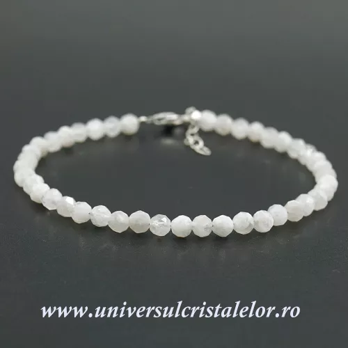 Bratara piatra lunii alba rotund fatetat - 4,2 mm Bratara piatra lunii alba rotund fatetat - 4,2 mm