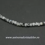 Colier piatra lunii cu turmalina neagra cub fatetat - 3 mm Colier piatra lunii cu turmalina neagra cub fatetat - 3 mm