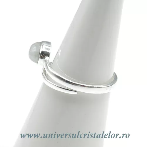 Inel piatra lunii oval reglabil
