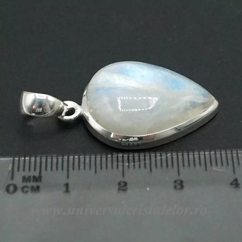 Pandantiv piatra lunii