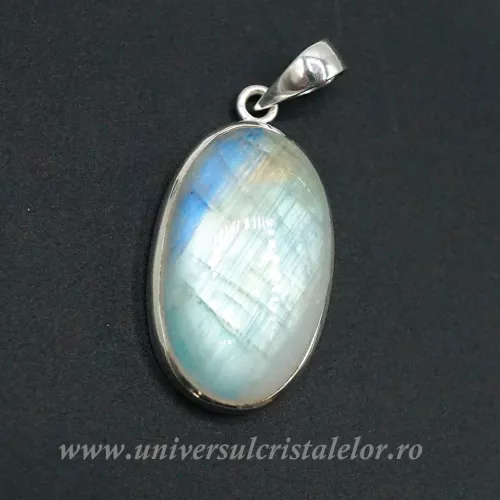 Pandantiv piatra lunii