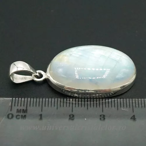 Pandantiv piatra lunii