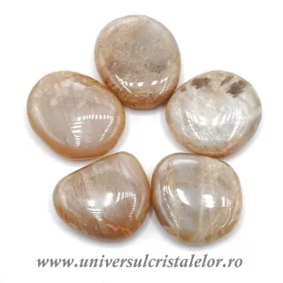 Piatra lunii polisata m6