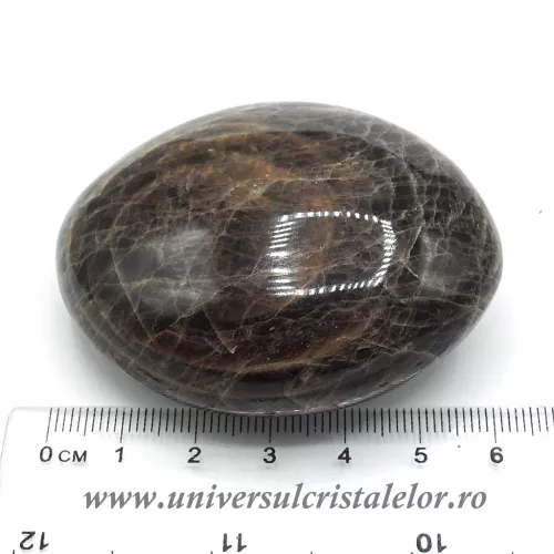 Piatra lunii polisata