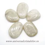 Piatra lunii polisata m5