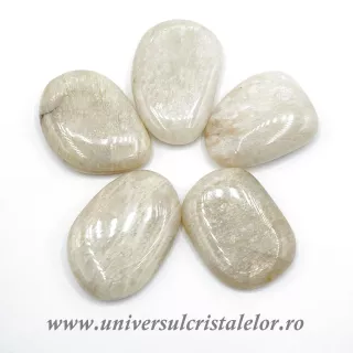 Piatra lunii polisata m5