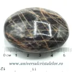 Piatra lunii polisata