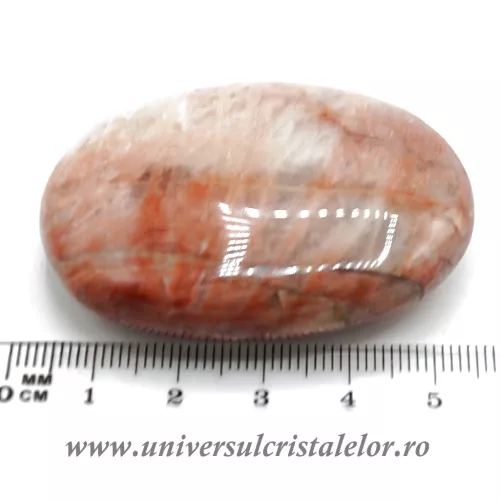 Piatra lunii rosie polisata