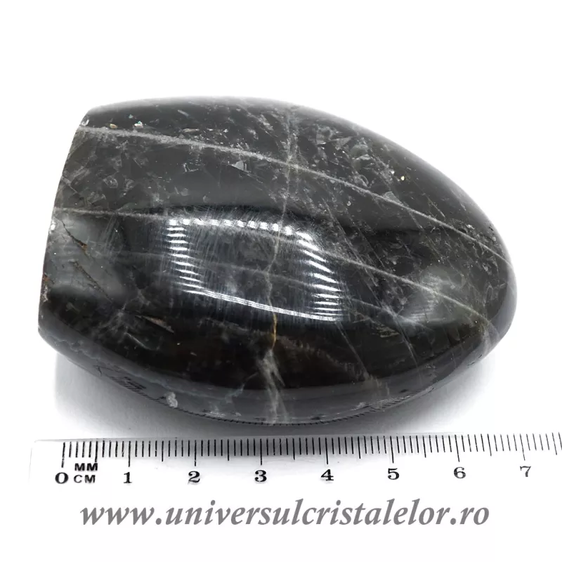 Sculptura piatra lunii