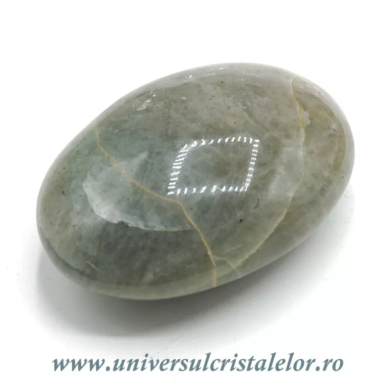 Piatra lunii verde polisata Piatra lunii verde polisata