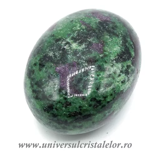 Rubin in zoisit polisat