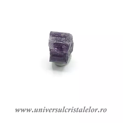 Scapolit mov mineral unicat m02 Scapolit mov mineral unicat m02