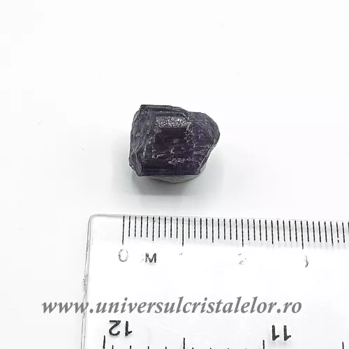 Scapolit mov mineral unicat m03 Scapolit mov mineral unicat m03