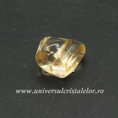 Scapolit galben slefuit unicat m1 Scapolit galben slefuit unicat m1