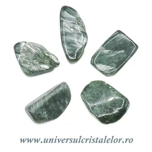 Serafinit piatra rulata Serafinit piatra rulata
