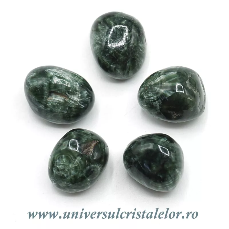 Serafinit piatra rulata Serafinit piatra rulata