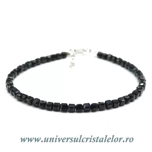 Bratara spinel cub fatetat - 3,2 mm Bratara spinel cub fatetat - 3,2 mm