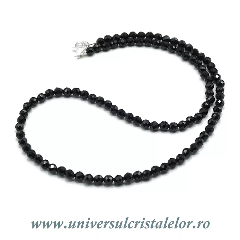 Colier spinel rotund fatetat - 4,4 mm Colier spinel rotund fatetat - 4,4 mm