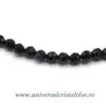 Colier spinel rotund fatetat - 4,4 mm Colier spinel rotund fatetat - 4,4 mm