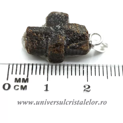 Pandantiv staurolit m3