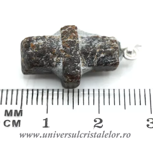 Pandantiv staurolit m3