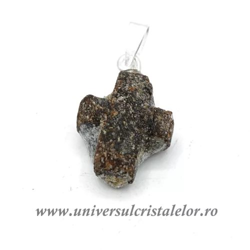 Pandantiv staurolit m3