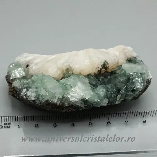 Stilbit cu apofilit verde unicat m03