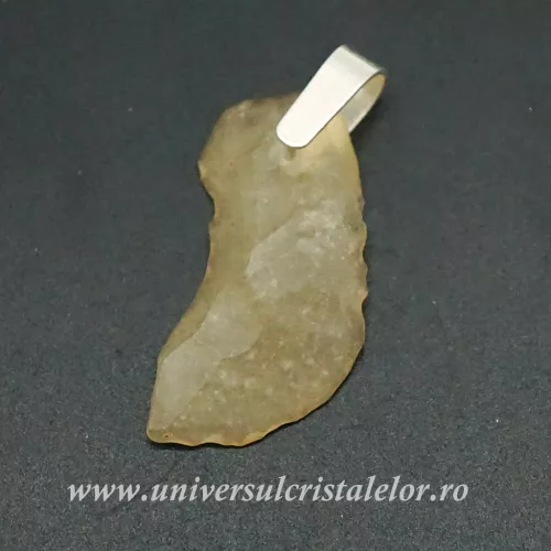 Pandantiv tectita aurie