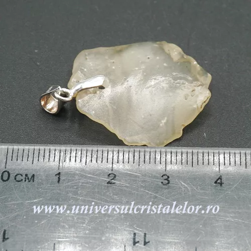 Pandantiv tectita aurie