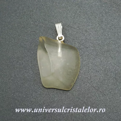 Pandantiv tectita aurie