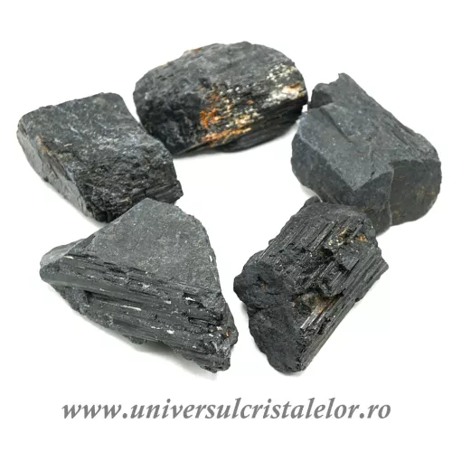Turmalina neagra bruta m2