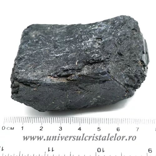 Turmalina neagra bruta m2