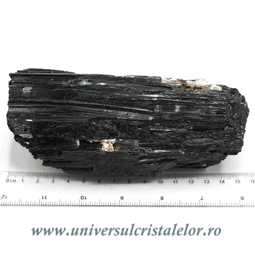 Turmalina neagra Turmalina neagra