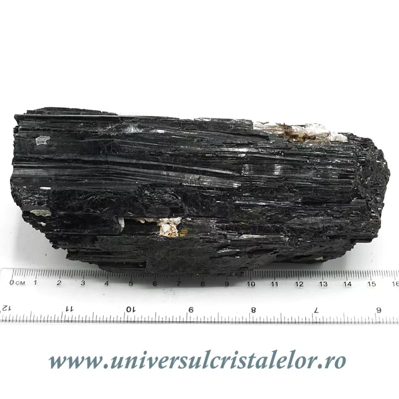 Turmalina neagra Turmalina neagra