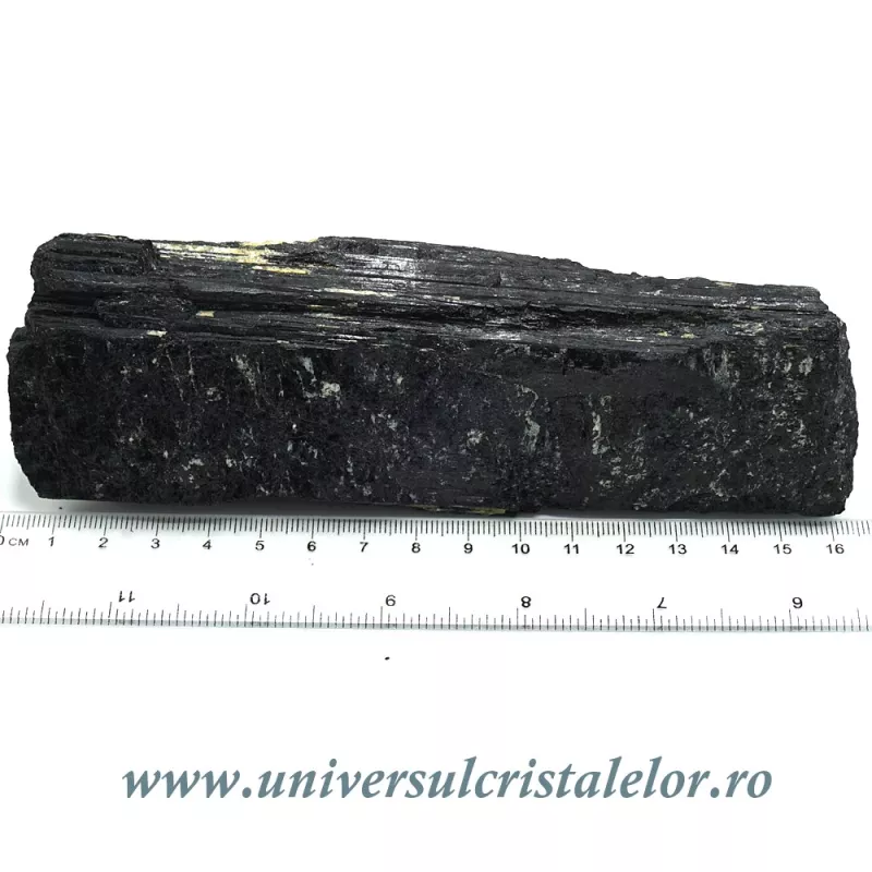 Turmalina neagra Turmalina neagra