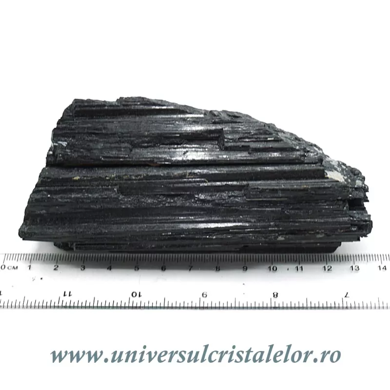 Turmalina neagra Turmalina neagra
