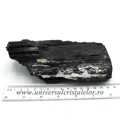Turmalina neagra Turmalina neagra