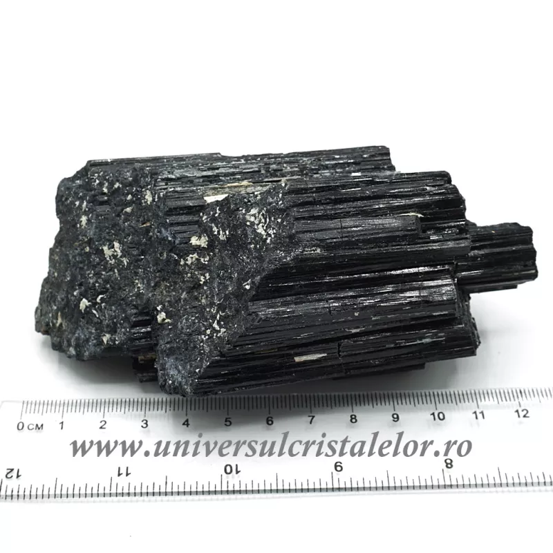 Turmalina neagra Turmalina neagra
