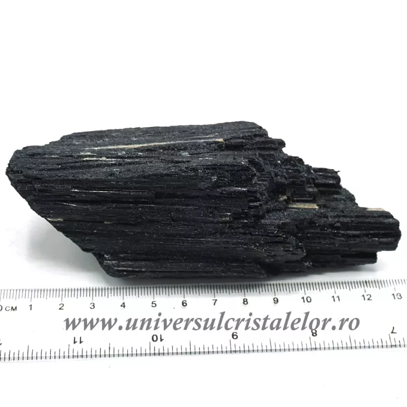 Turmalina neagra Turmalina neagra