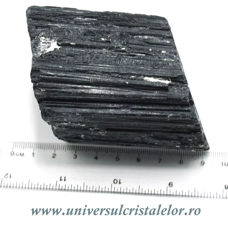 Turmalina neagra Turmalina neagra
