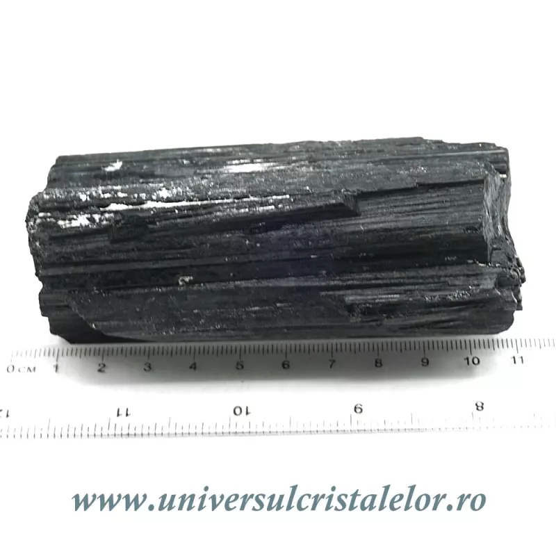 Turmalina neagra Turmalina neagra