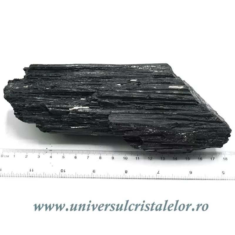 Turmalina neagra Turmalina neagra