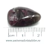 Turmalina rosie piatra rulata Turmalina rosie piatra rulata