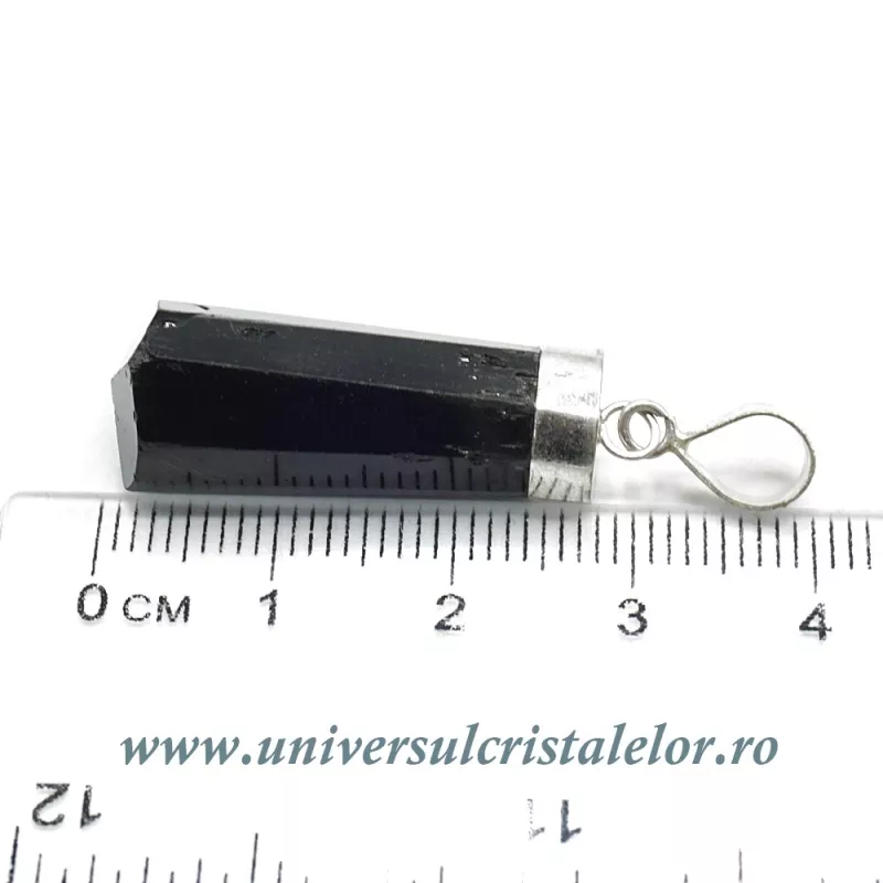 Pandantiv turmalina neagra Pandantiv turmalina neagra