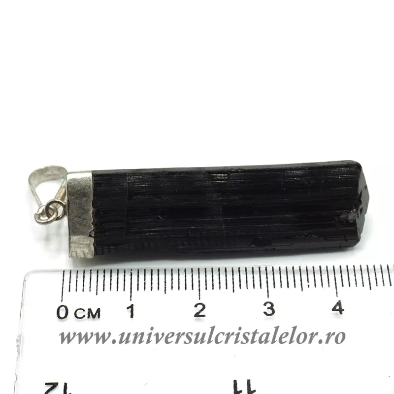 Pandantiv turmalina neagra Pandantiv turmalina neagra