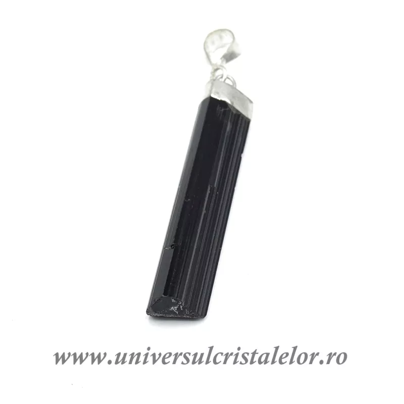 Pandantiv turmalina neagra Pandantiv turmalina neagra